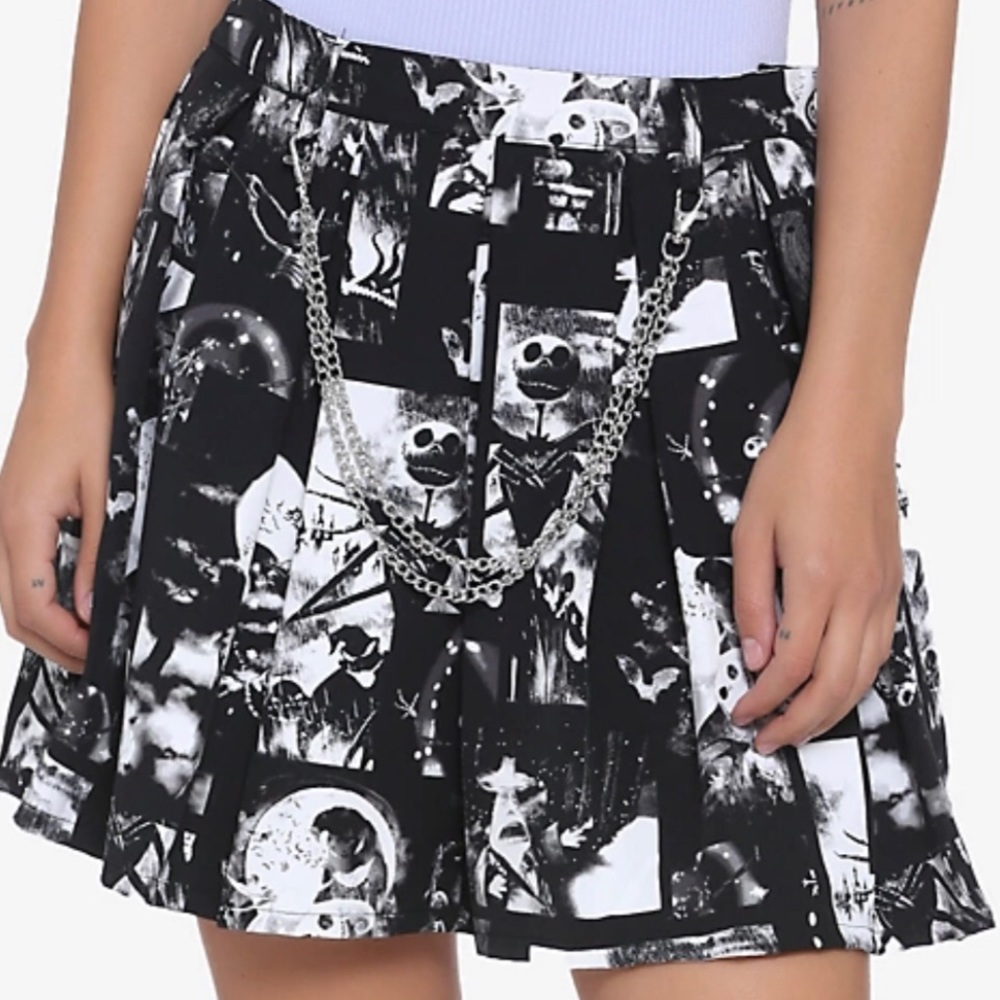 Nightmare Before Christmas pleated skirt w/chains